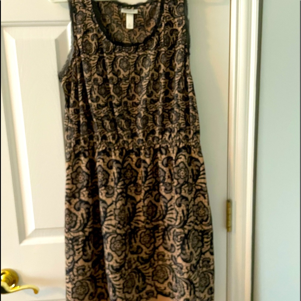 Sleeveless knee length